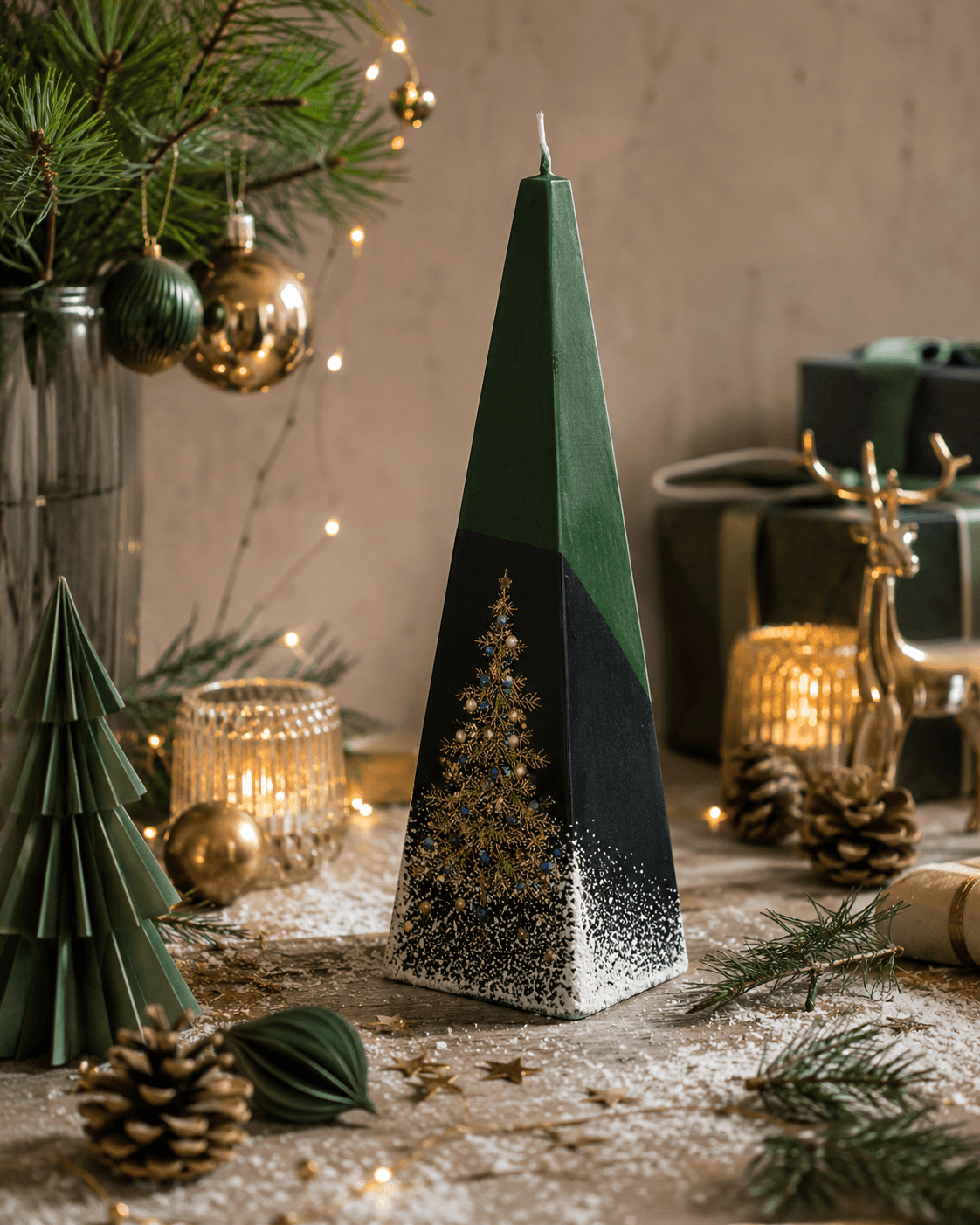 Handgemaakte piramidekaars groot Kerstboom groen 60x250